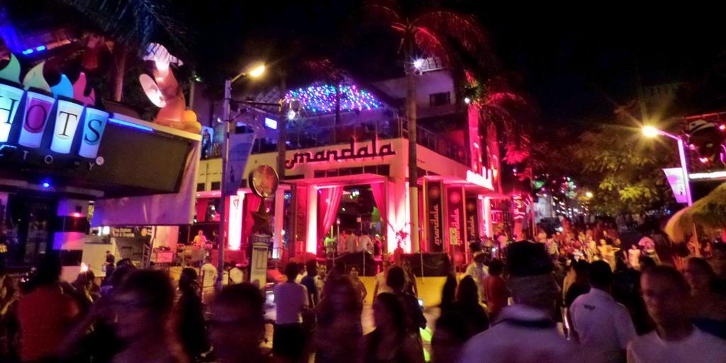 ホテル Tropical Casablanca Party Zone プレヤデルカーメン エクステリア 写真